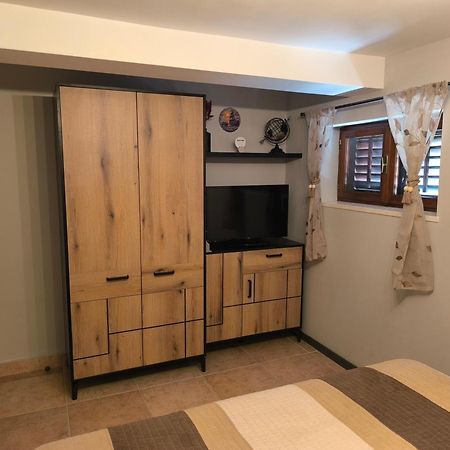 Apartamento Little Gem Banjole Exterior foto